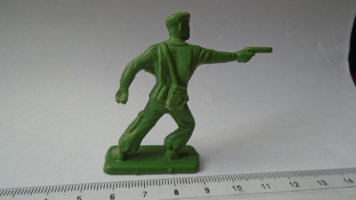 bnk jc Figurina de plastic - Hugonnet - militar ( anii `70-`80)