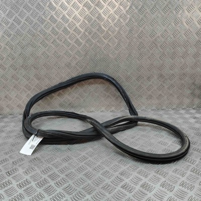 Garnitura ușă st&amp;acirc;nga față AUDI Q4 SUV F4B 2023 OEM: 11A867911B foto