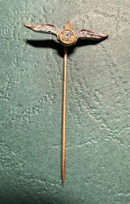 Miniatura la insigna de pilot Carol 2 fara spada foto