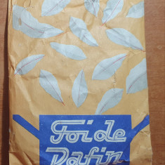 pachet de colectie - foii de dafin din anul 1977 - contine foii de dafin