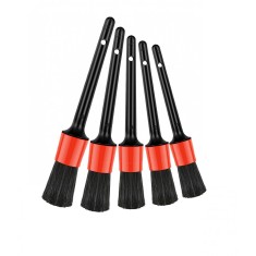 Set de curatare pentru interiorul masinii, Zola&reg;,5 pensule si o carpa, dimeniuni diferite
