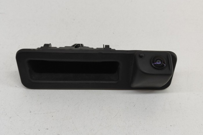 Camera de marșarier BMW iX1 U11 BEV 2023 OEM: 8494246,5A7EF16 | 28088452