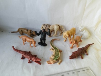 bnk jc Lot 10 animale salbatice - pentru diorame foto