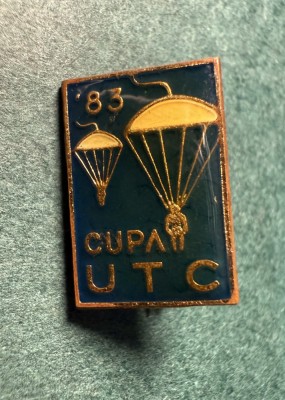 Insigna cupa UTC 1983 Aeroclub Parasutism foto
