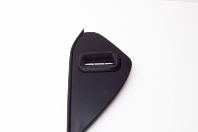 Ornament lateral planșa de bord MASERATI GHIBLI M157 2015 OEM: 670010827,FA00AAH80973,06700184330,6700184330,670018433 14909853 foto