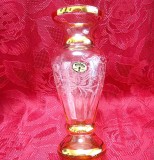 VAZA CRISTAL BOHEMIA CEHOSLOVACIA LUCRATA MANUAL DECOR GRAVAT CU GRIFONI 20 CM
