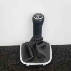 Nuca schimbător de viteze VW POLO 6R, 6C 2011 OEM: 6R0711456B6R0711113D 3194549