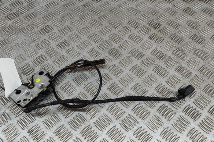 &Icirc;ncuietoare capota VW ID.3 E11 2021 OEM: 10B823509A 25631884