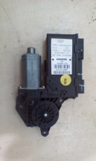 Motoras macara geam + modul comfort dreapta spate Audi A2 An 2000-2005 cod 8Z0959802A foto