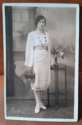 Fotografie tip carte postala, perioada interbelica foto