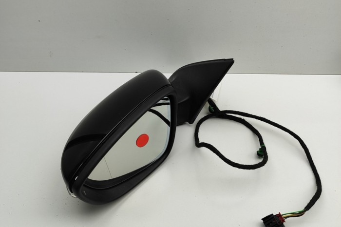 VW PASSAT Variant B7 365 2012 OEM: 3C0857933A SKU: 30657722