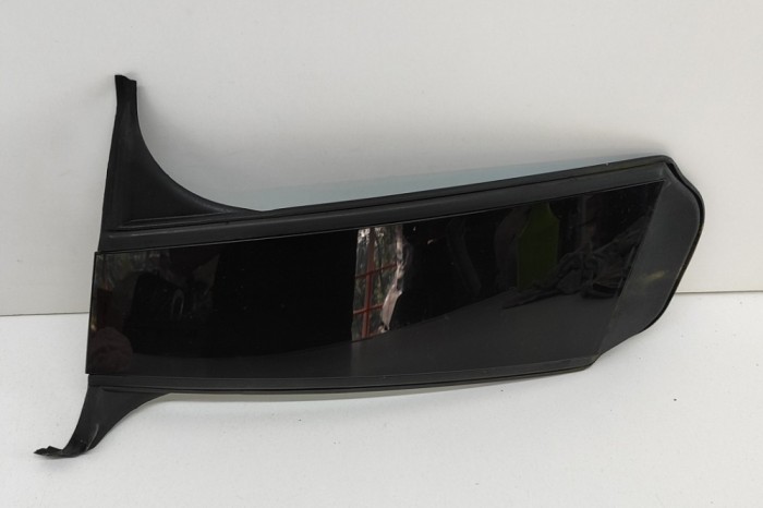 Ornament vertical ușă dreapta față BMW 4 Gran Coupe F36 2016 OEM: 7453304 26453245
