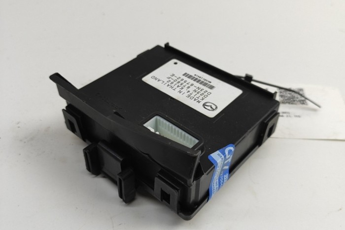 Modul de confort MAZDA MX-5 IV ND 2020 OEM: D23N67560F,D23N67562E 30452153
