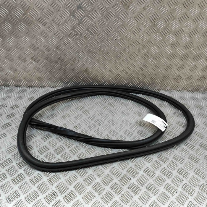 Garnitura ușă st&acirc;nga față SKODA SCALA 2021 OEM: 657867365B