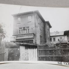 VILA CU ETAJ DEMOLATA , STR. SEBASTIAN NR. 133 , BUCURESTI , FOTOGRAFIE MONOCROMA, PE HARTIE LUCIOASA , ANII '70 - '80