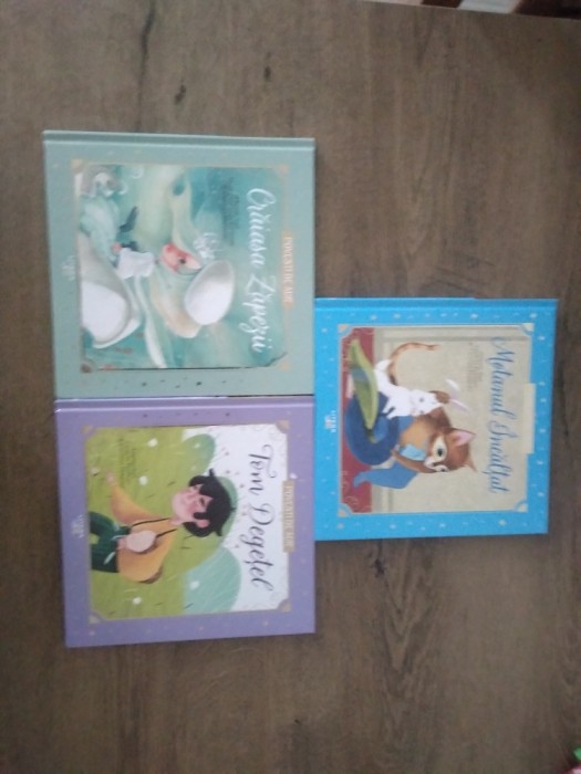 V&acirc;nd Set 3 Cărți De Povești De Aur