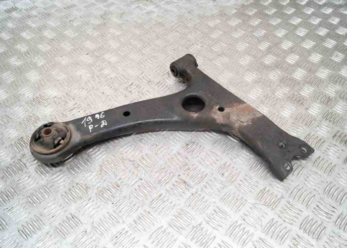 Braț inferior dreapta față TOYOTA PRIUS Hatchback _W2_ 2004