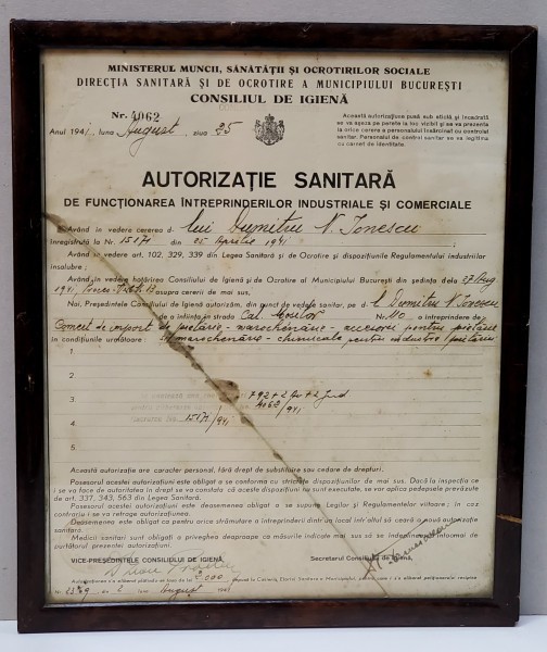 AUTORIZATIE SANITARA DE FUNCTIONAREA INTREPRINDERILOR INDUSTRIALE SI COMERCIALE , EMISA UNEI FIRME DIN BUCURESTI , LA 25 AUGUST 1941