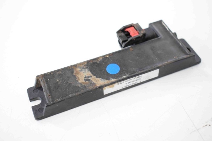 Alt modul de control TESLA MODEL X 2017 OEM: 1043129-00 3635535