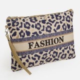 Portfard dama cu model leopard, 29x21 cm, bej-albastru, CMCLASS