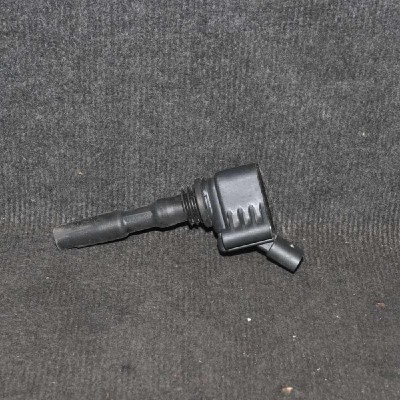 Bobina de inducție de &amp;icirc;naltă tensiune VW UP 121, 122, BL1, BL2 2013 OEM: 04E905110B 2115571 foto
