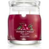 Yankee Candle Black Cherry lum&acirc;nare parfumată Signature 368 g