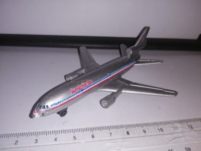 bnk jc Matchbox SB 13 - DC 10 foto