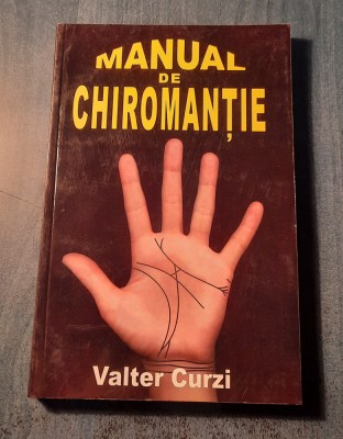 Manual de chiromantie Valter Curzi foto