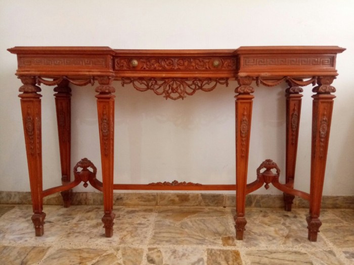 Unica si superba Consola Louis XIV autentica, 135x 84.5x 40.5cm.