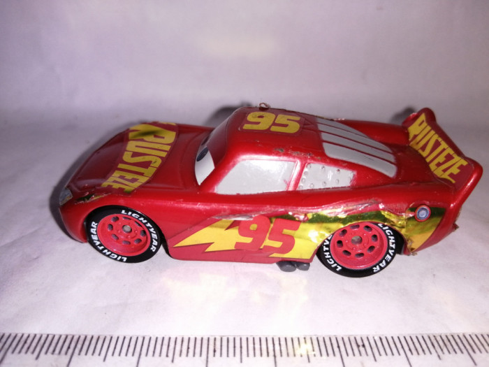 bnk jc Disney Pixar - Cars - Lightning McQueen