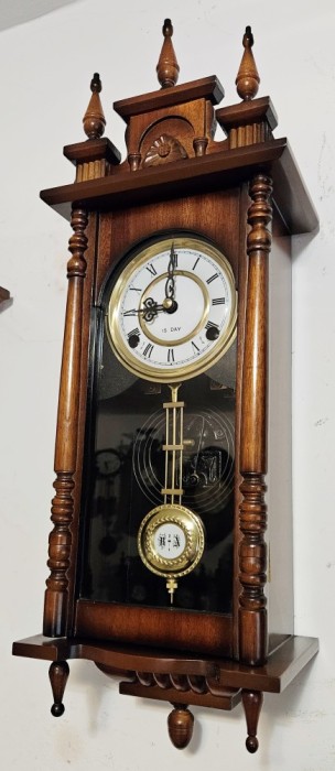 Ceas de perete cu pendula 15 zile