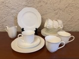 SET DE 19 PIESE DIN PORTELAN VILLEROY BOCH- ARCO WEISS- CHATEAU COLLECTION- BONE CHINA