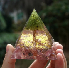 Piramida Orgonica GOBI, cu cristale cuart roz , pomul vietii 5cmx5cm foto