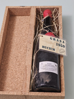 vin alb GRASA de BUCIUM AN 1959 cutie foto