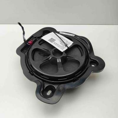 Subwoofer podea st&amp;acirc;nga MERCEDES-BENZ C S206 2024 OEM: A2068206701 30455061 foto