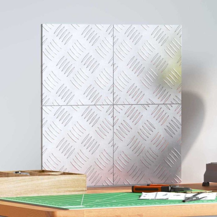 vidaXL Plăci striate antiderapante, 4 buc., 20x20 cm, aluminiu