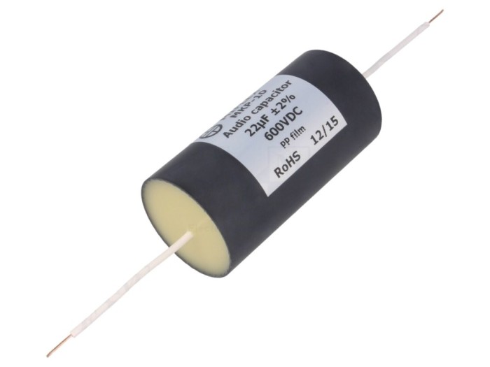 Condensator 22uF 600VDC THT