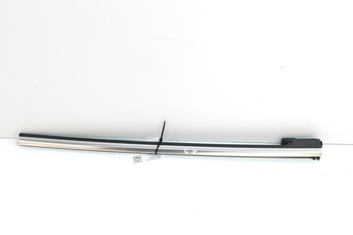 Chedar geam ușă st&acirc;nga spate AUDI A5 Cabrio 8F7 2015 OEM: 8F0853763E | 24626649