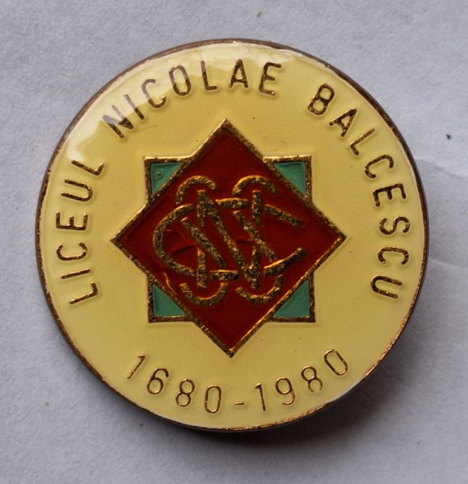 Liceul Nicolae balcescu (1880-1980) insigna SUPERBA