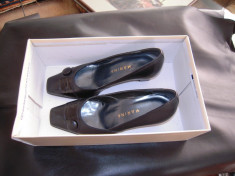 Pantofi de dama Marina din piele, masura 35, culoare maro foto