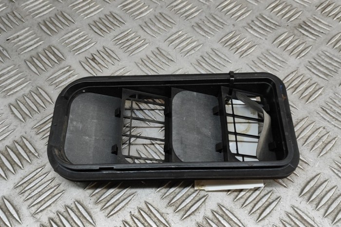 Grila de ventilație caroserie VW T-ROC A11 2023 OEM: 7N0819465F 31251882
