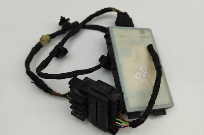 Modul de control unghi mort BMW iX I20 2022 OEM: 5A60304 30703972