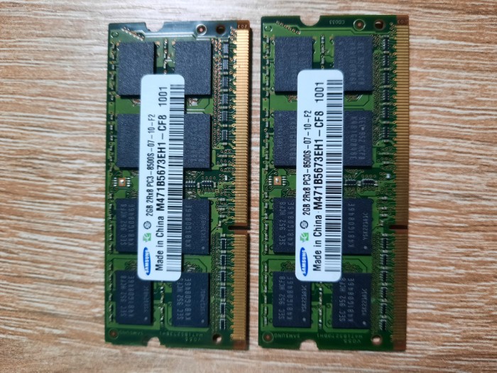 Memorie RAM 2 x 2GB DDR3 PC 3 8500 1066 Mhz