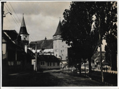 Biserica saseasca Mosna Sibiu poza veche mare comunista foto