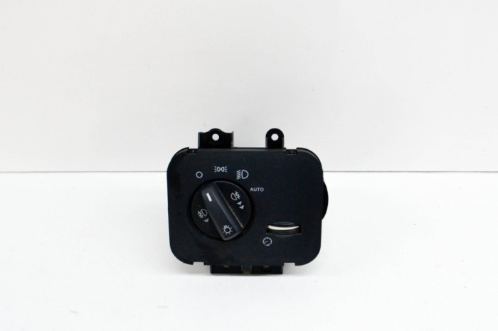 Modul de control comutator faruri LAND ROVER RANGE ROVER SPORT L320 2007 OEM: YUD5-01480-PVJ,YUD501480PVJ 14566498