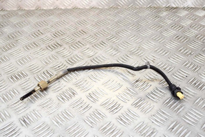 Senzor de temperatură MERCEDES-BENZ GLC C253 2018 OEM: A0009058904 14548199