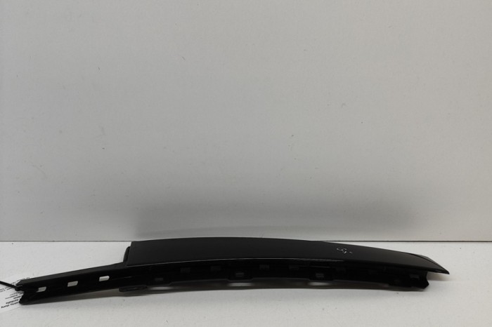 Ornament vertical ușă st&acirc;nga spate BMW 3 G20, G28 2019 OEM: 7465139 27818542