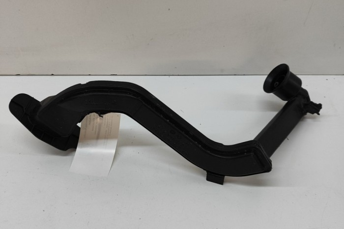 G&acirc;t de umplere rezervor lichid de parbriz MERCEDES-BENZ E W213 2018 OEM: A2138600164,A2138690166 31313444