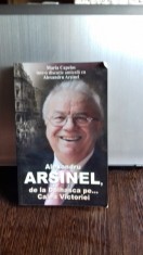 ALEXANDRU ARSINEL DE LA DOLHASCA PE CALEA VICTORIEI - MARIA CAPELOS foto
