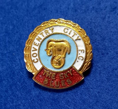 Insigna metalica fotbal - COVENTRY CITY FC (Anglia) foto